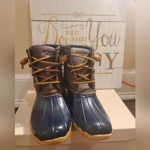 Sperry Rain Boots - Picture 2 of 6